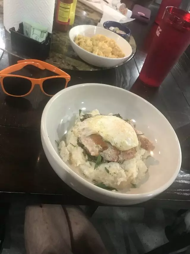EJ’s Urban Eatery