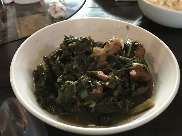 EJ’s Urban Eatery