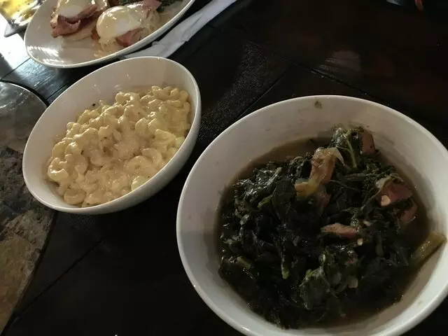 EJ’s Urban Eatery