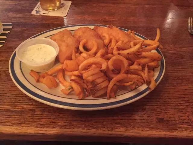 Chappell’s Restaurant & Sports Museum