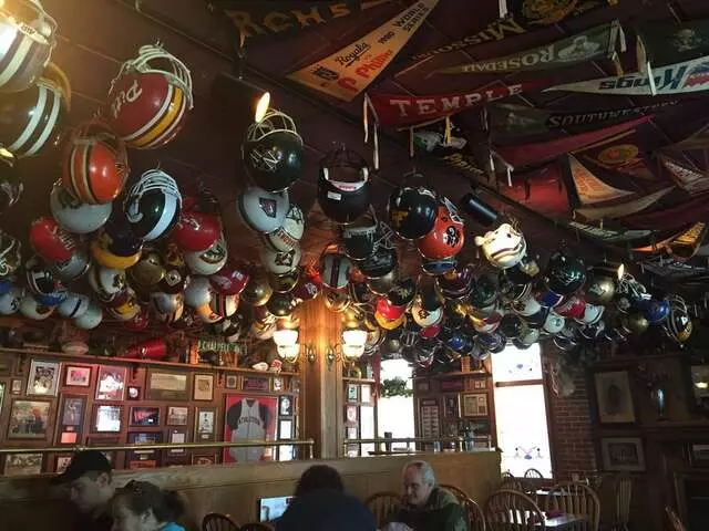 Chappell’s Restaurant & Sports Museum