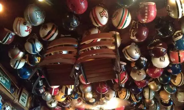Chappell’s Restaurant & Sports Museum