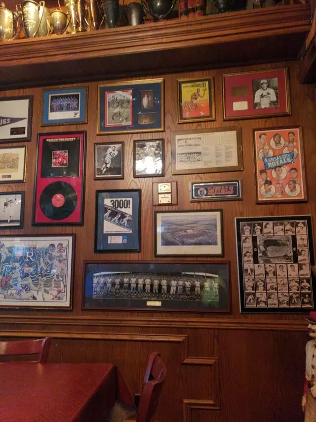 Chappell’s Restaurant & Sports Museum
