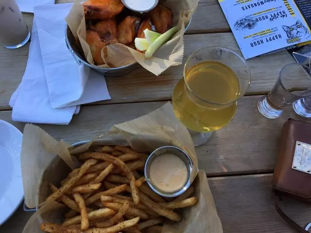 HopCat