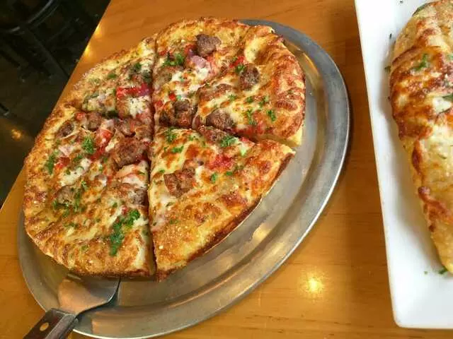 Artego Pizza