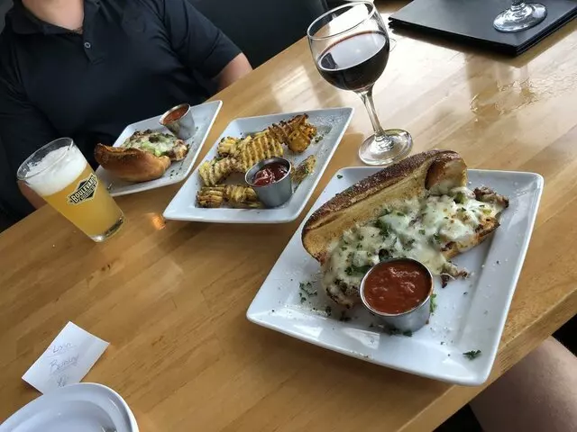Artego Pizza