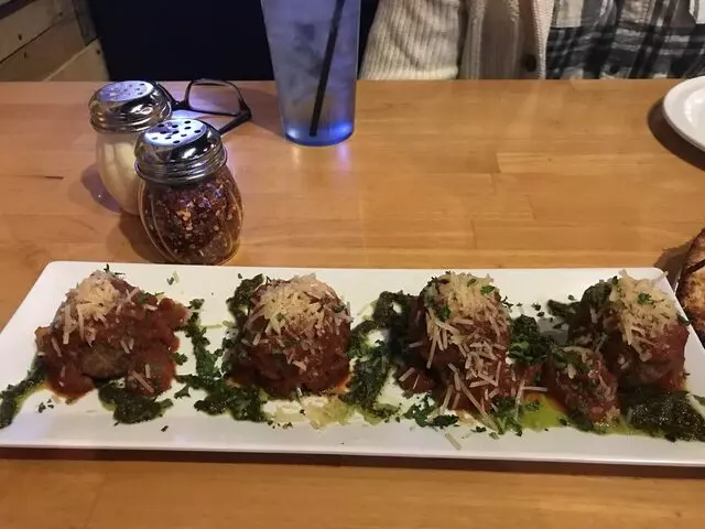 Artego Pizza