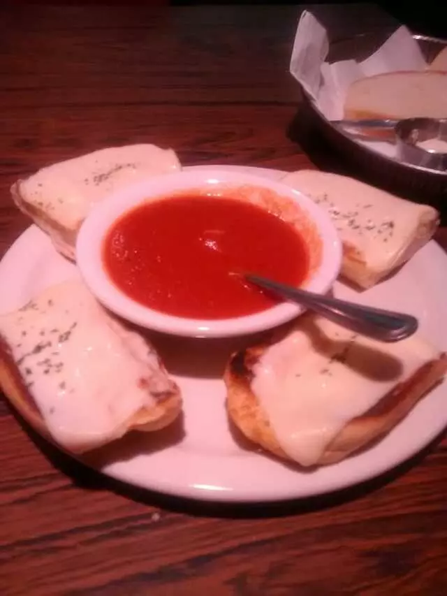 Anthony’s Restaurant & Lounge