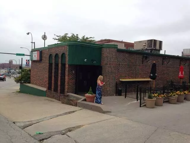 Anthony’s Restaurant & Lounge