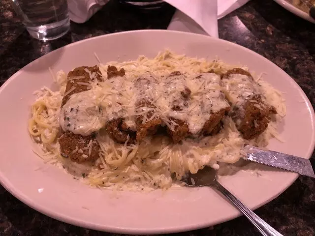 Anthony’s Restaurant & Lounge