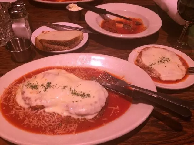 Anthony’s Restaurant & Lounge
