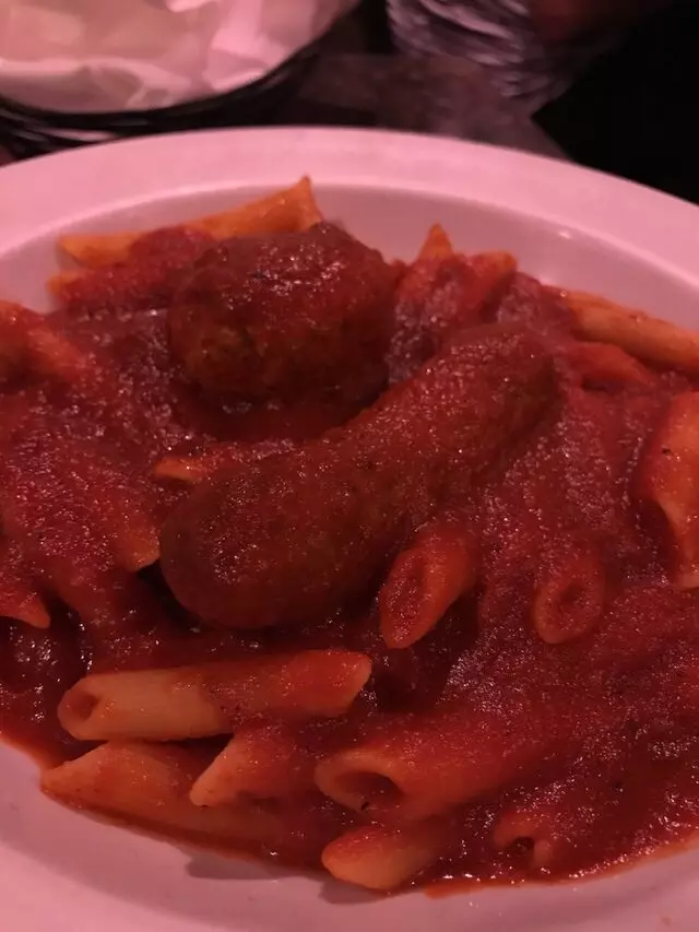 Anthony’s Restaurant & Lounge