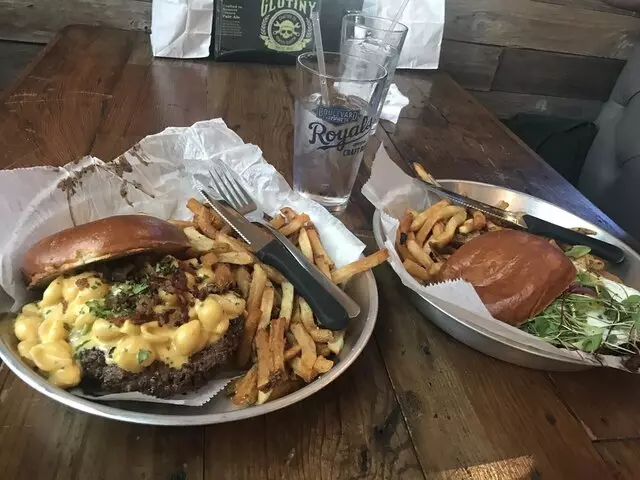 Dempsey’s Westport