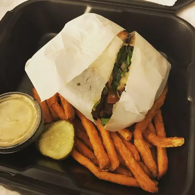 KC Kitchen & Pizzeria