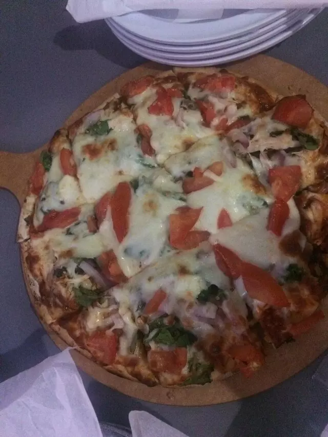 KC Kitchen & Pizzeria