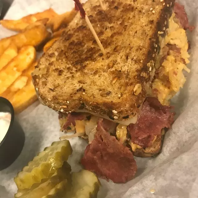 KC Kitchen & Pizzeria