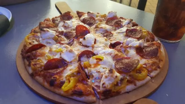 KC Kitchen & Pizzeria