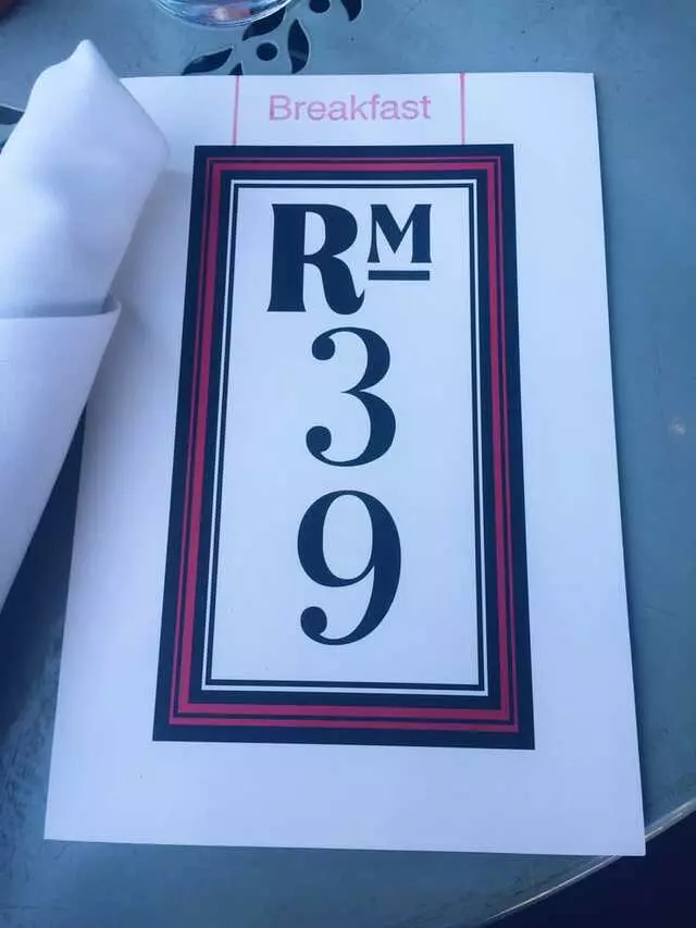 Room 39