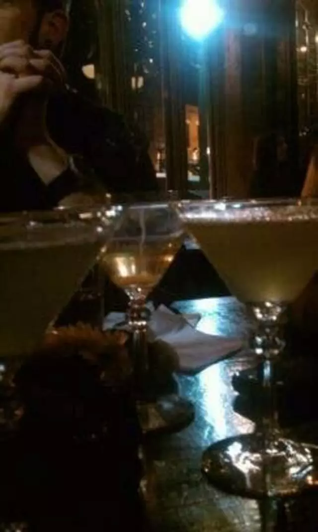 Harry’s Bar & Tables