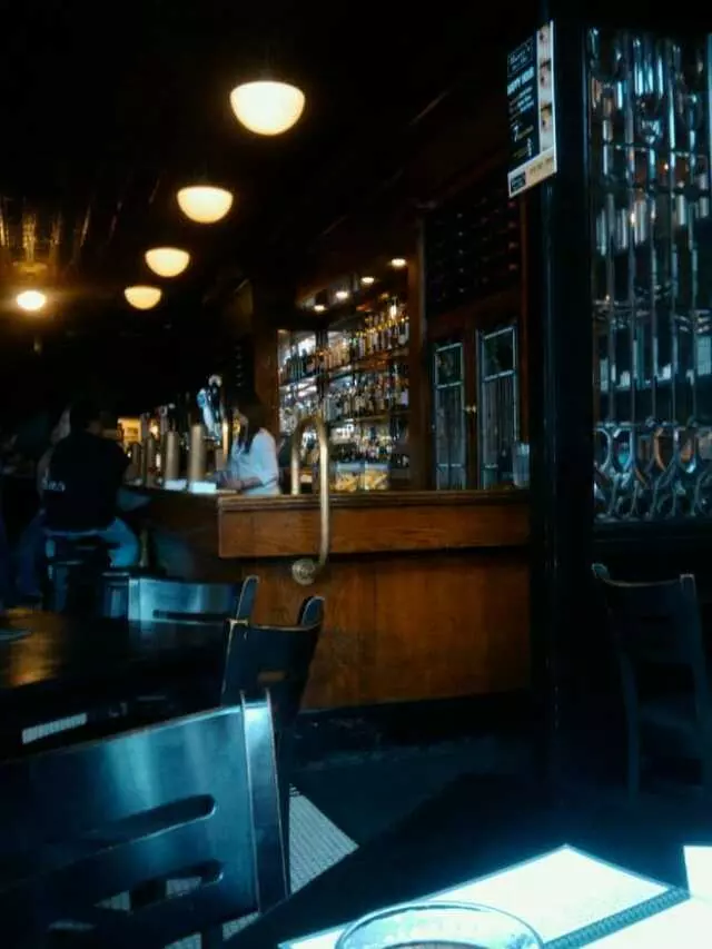 Harry’s Bar & Tables