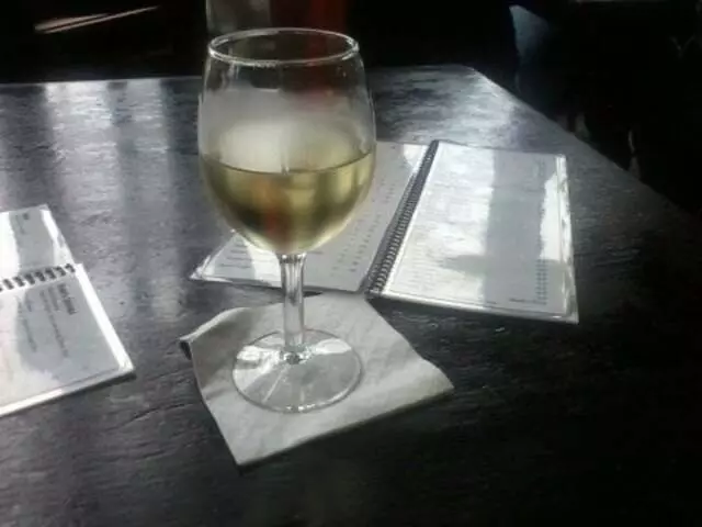Harry’s Bar & Tables
