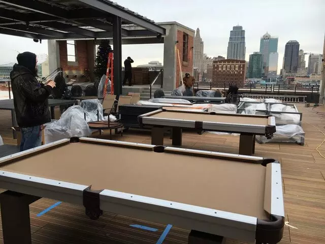 Action billiard service