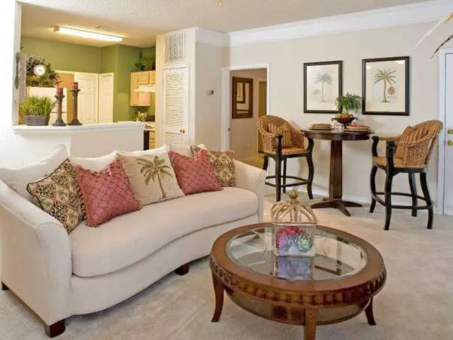 Apartment & Rental Connections