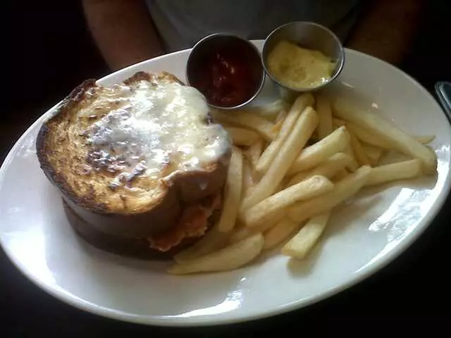 Westport Cafe & Bar
