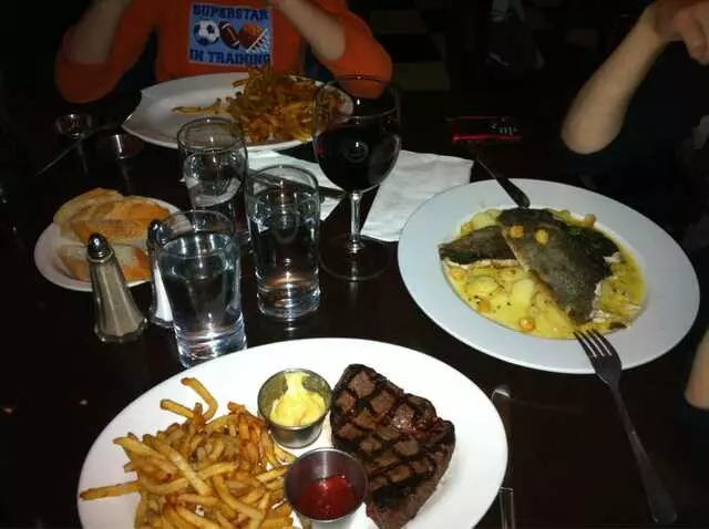 Westport Cafe & Bar
