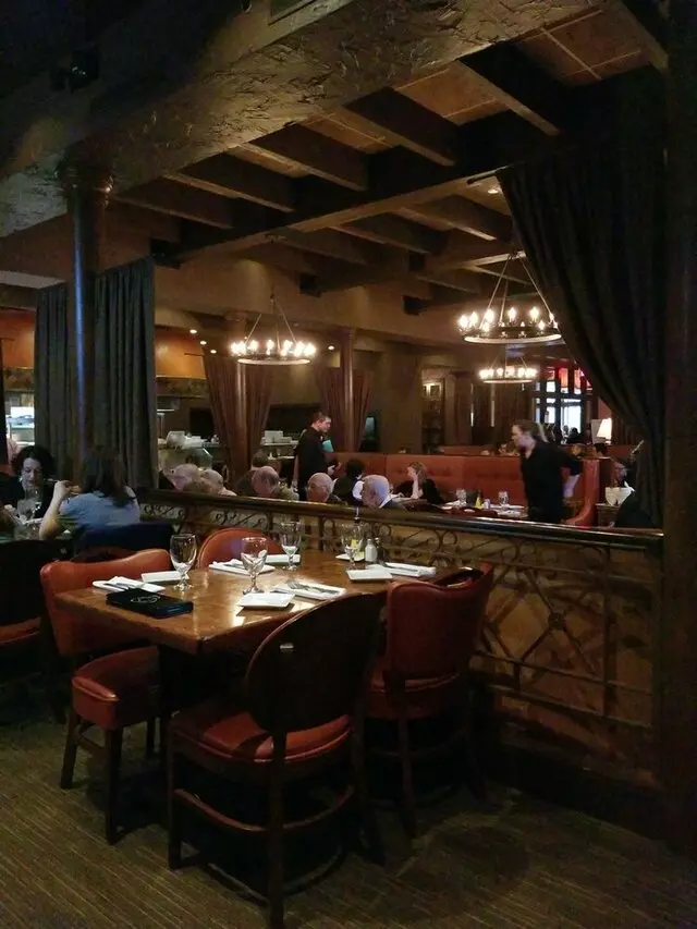Trezo Mare Restaurant and Lounge