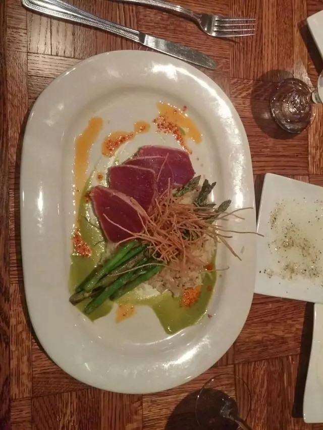Trezo Mare Restaurant and Lounge