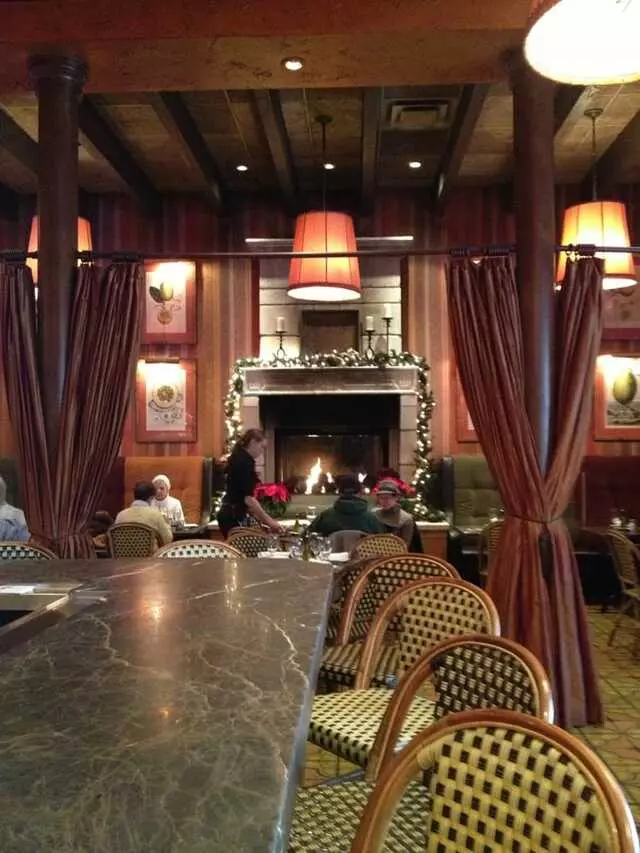 Trezo Mare Restaurant and Lounge