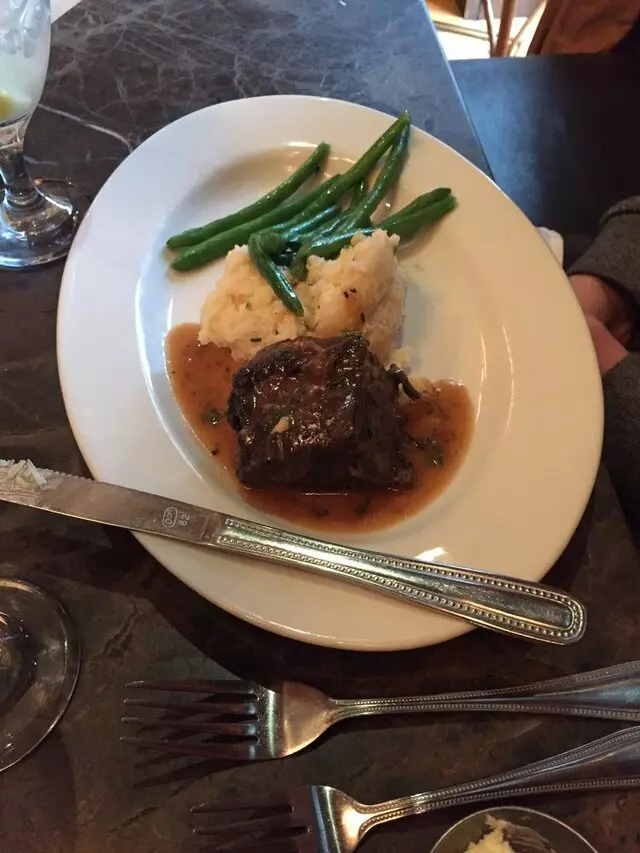 Trezo Mare Restaurant and Lounge