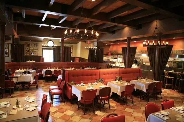 Trezo Mare Restaurant and Lounge