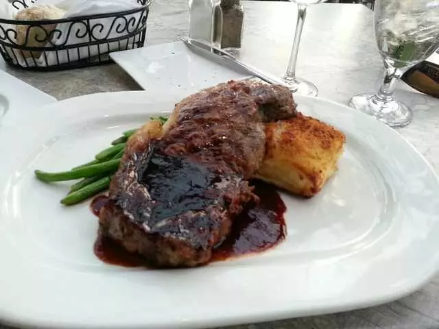 Trezo Mare Restaurant and Lounge