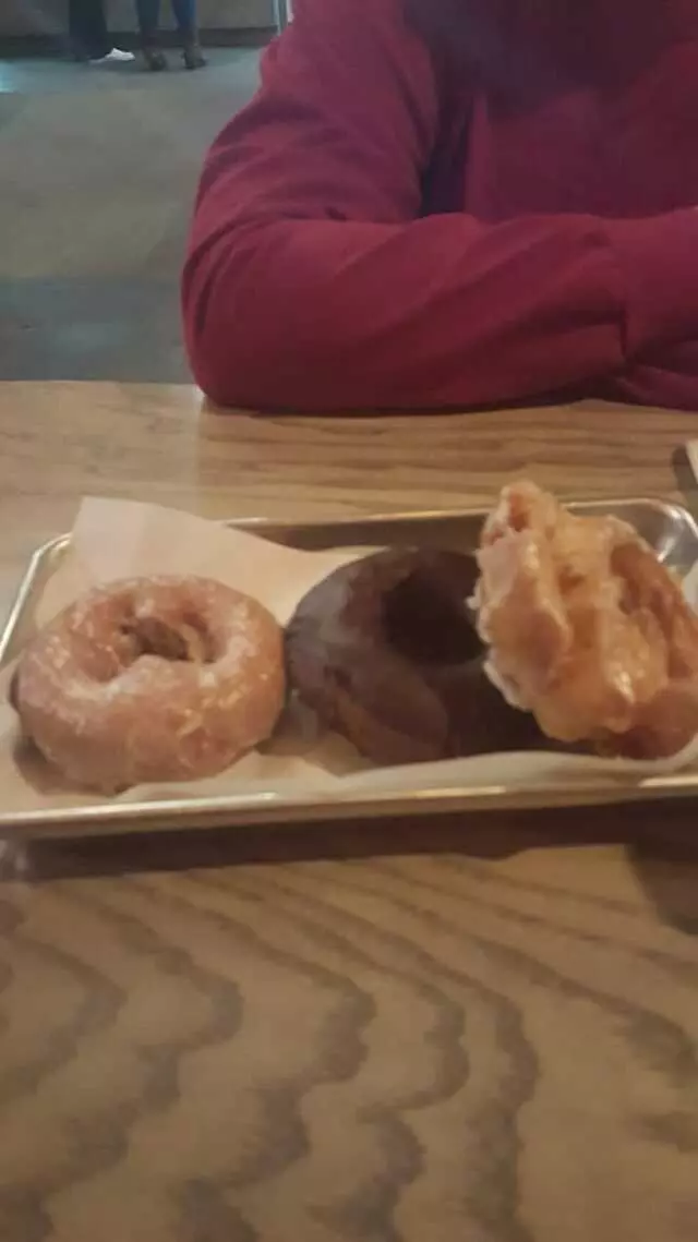 Doughnut Lounge