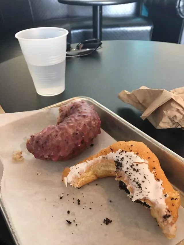 Doughnut Lounge