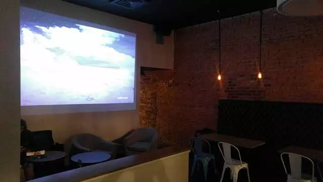 Doughnut Lounge