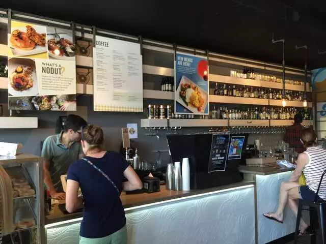 Doughnut Lounge