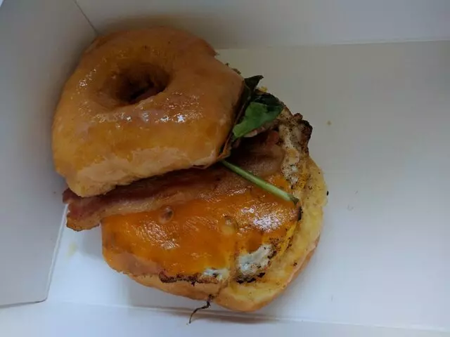 Doughnut Lounge