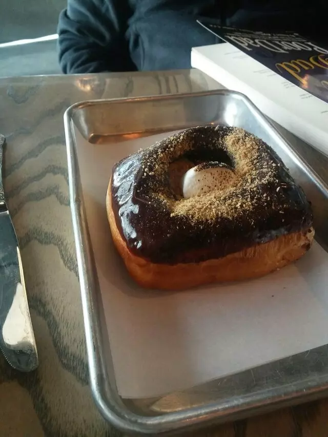 Doughnut Lounge