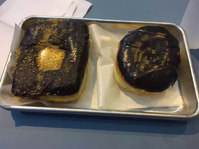 Doughnut Lounge