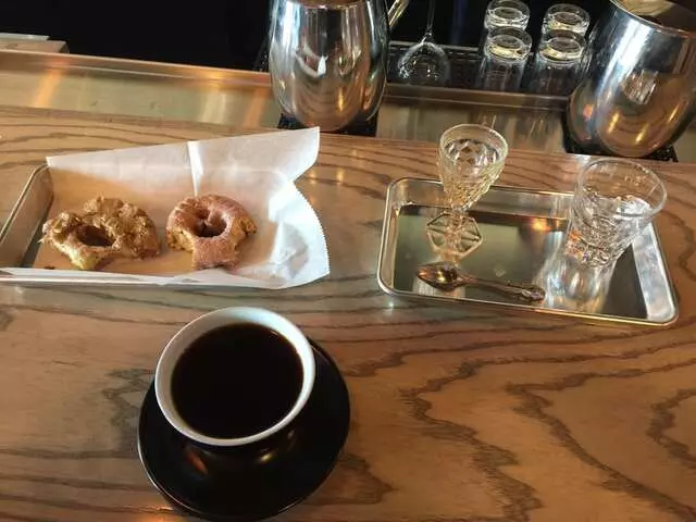 Doughnut Lounge