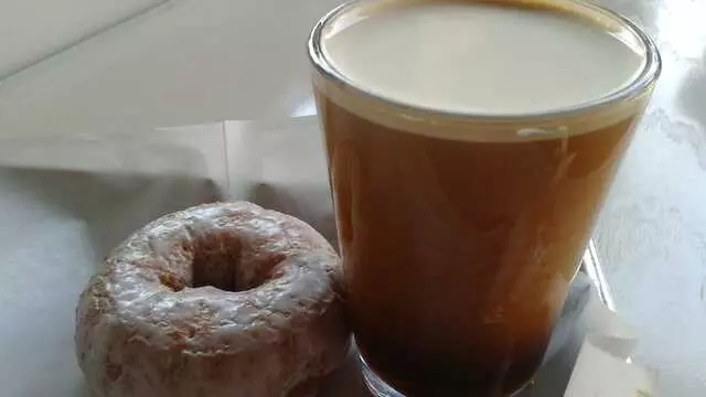 Doughnut Lounge