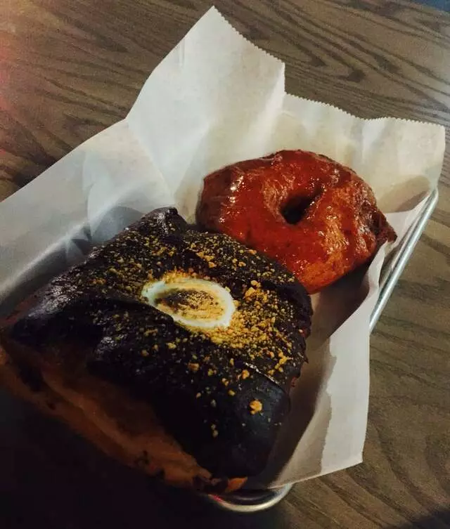 Doughnut Lounge