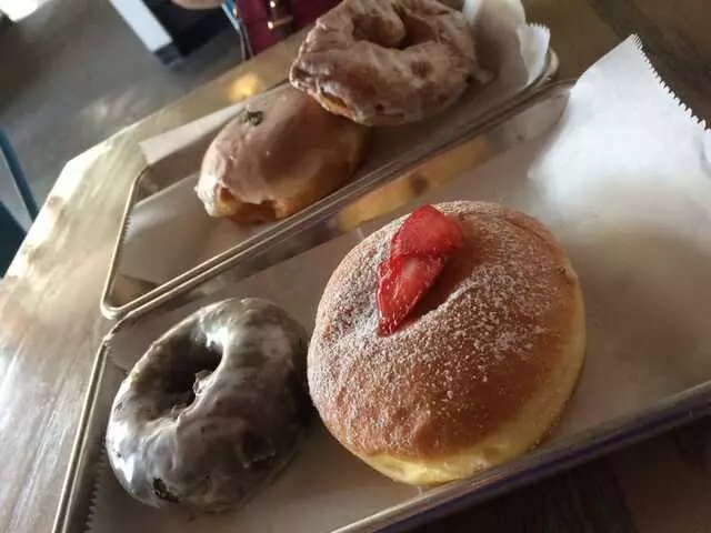 Doughnut Lounge
