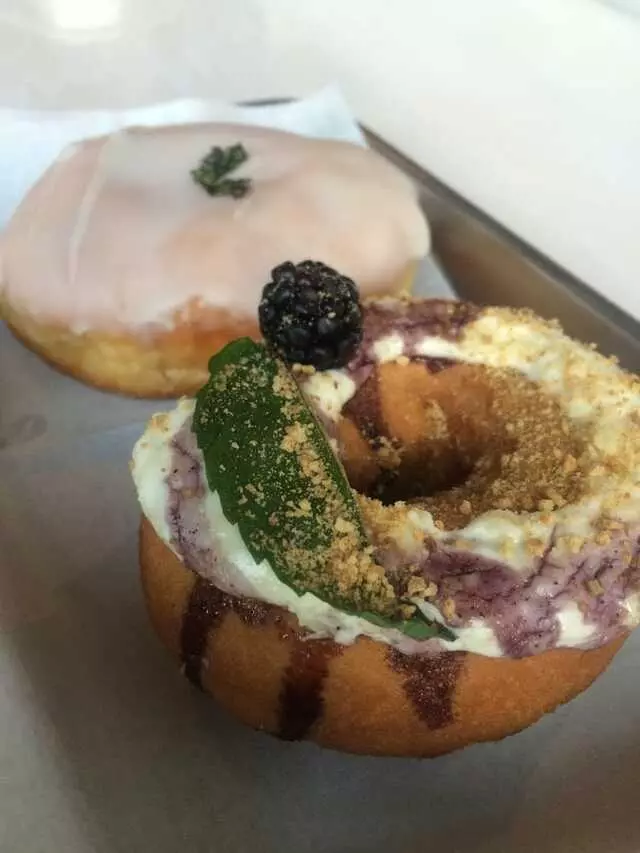 Doughnut Lounge