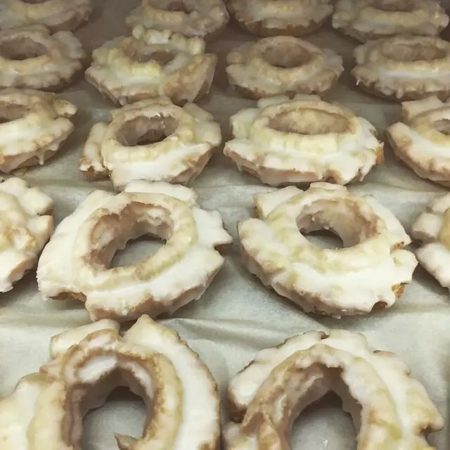 Doughnut Lounge