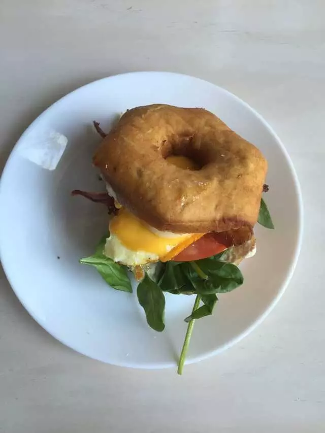 Doughnut Lounge
