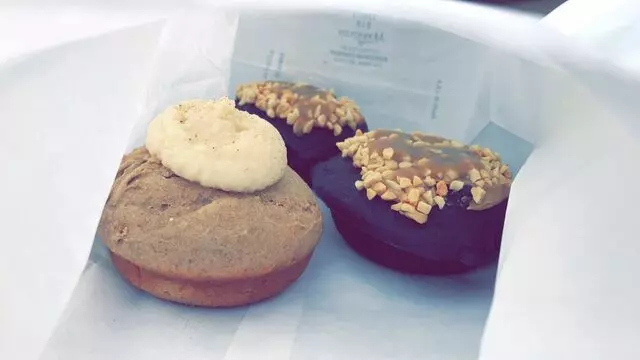 Doughnut Lounge